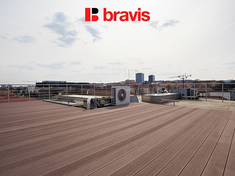 Pronájem bytu 3+kk, 85 m² (27 z 28)