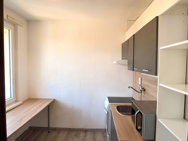 Wohnung 3+1 zum Kauf, 70 m² (3 von 14)