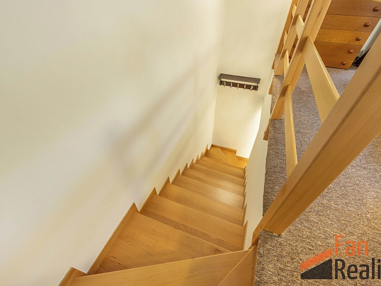 Prodej domu, 145 m² (12 z 37)