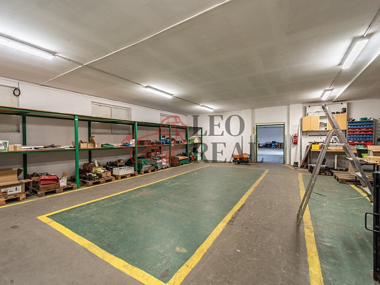 Prodej komerčního prostoru, 443 m² (6 z 21)