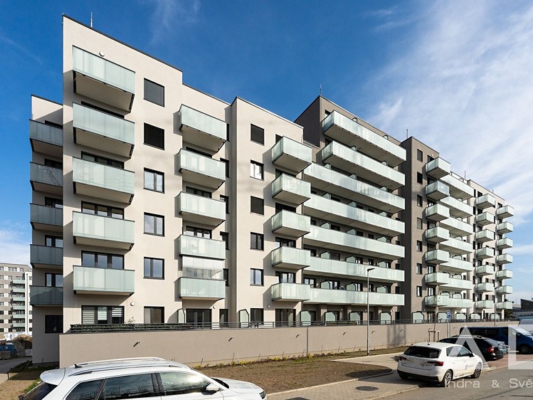 Pronájem bytu 2+kk, 42 m² (12 z 19)