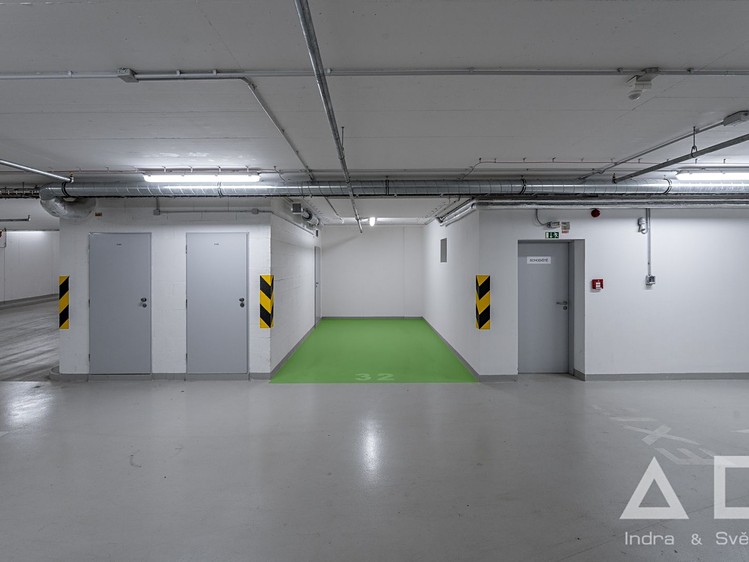 Pronájem bytu 2+kk, 42 m² (15 z 19)
