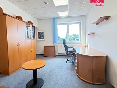 Комерційне приміщення в оренду, 95 м² (2 з 7)