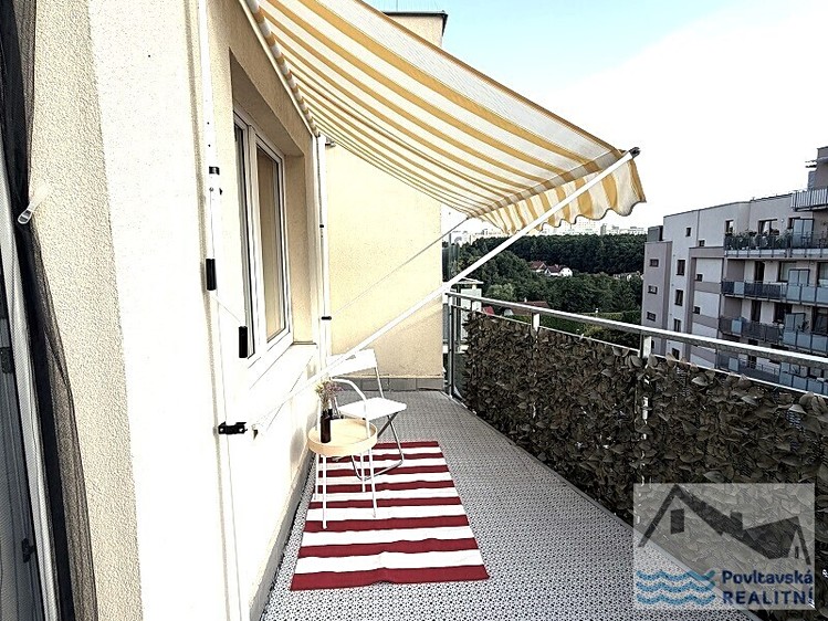 Prodej bytu 1+kk, 33 m² (3 z 16)