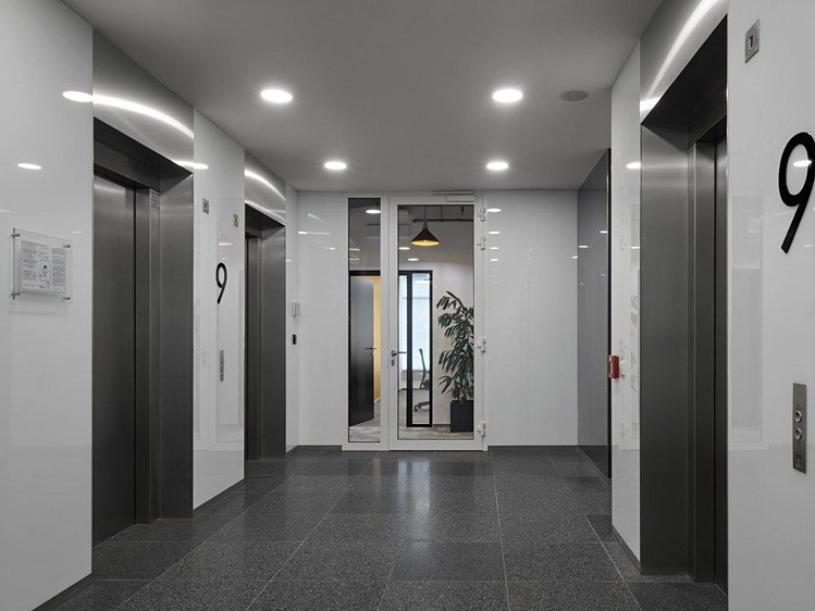 Pronájem komerčního prostoru, 360 m² (9 z 12)