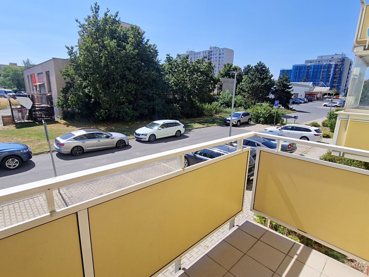 Квартира 1+kk в оренду, 41 м² (7 з 11)