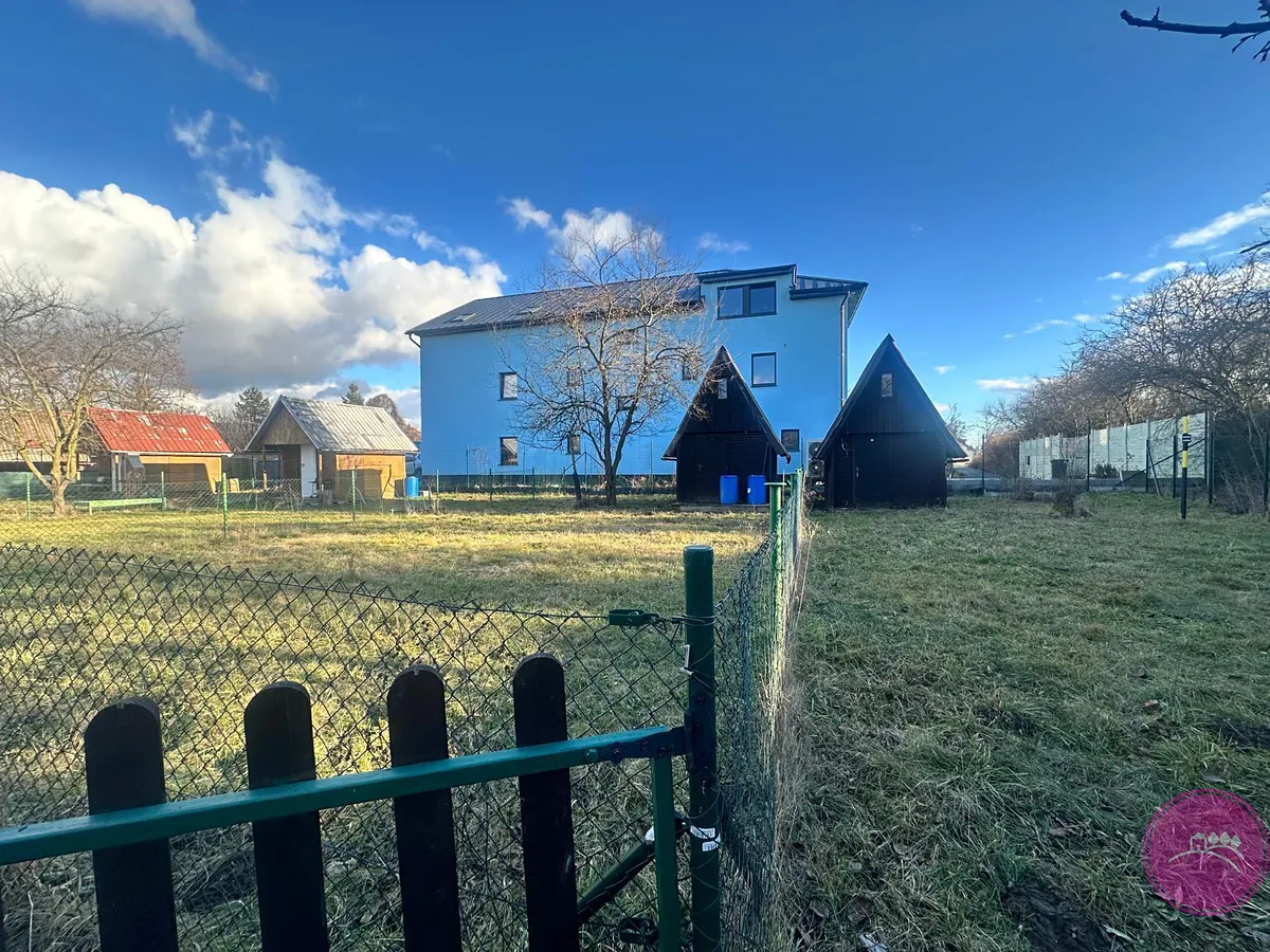 Pronájem zahrady 200 m²