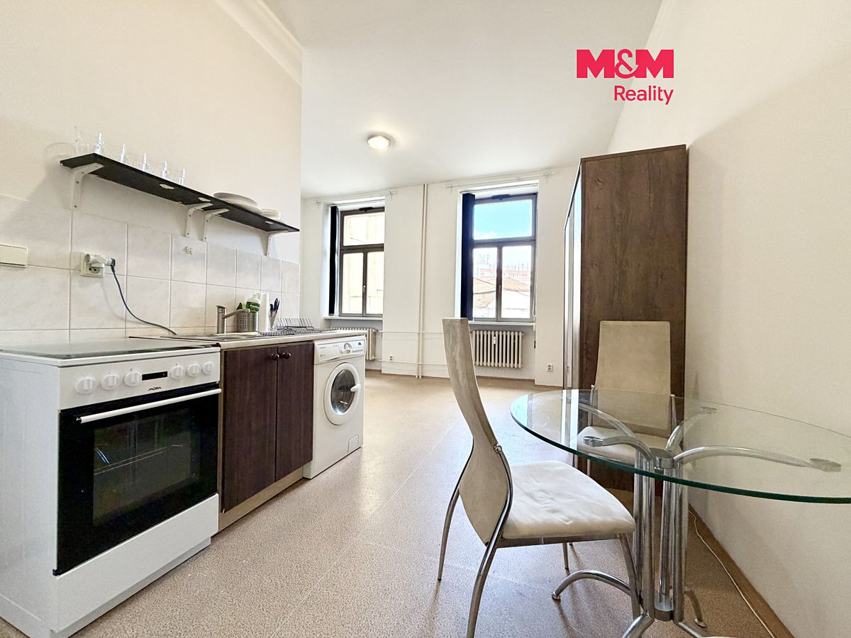 Pronájem bytu 1+kk 31 m²