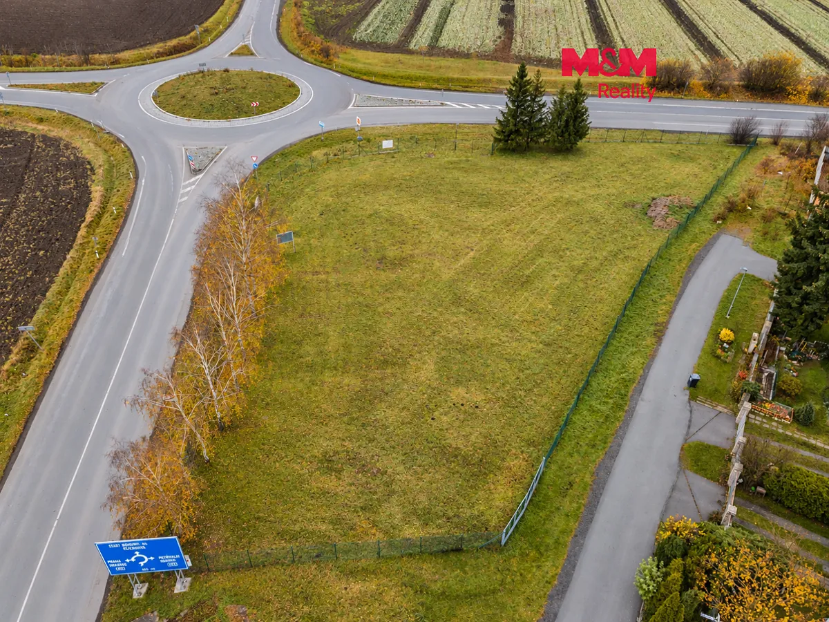Pronájem pozemku 2406 m²