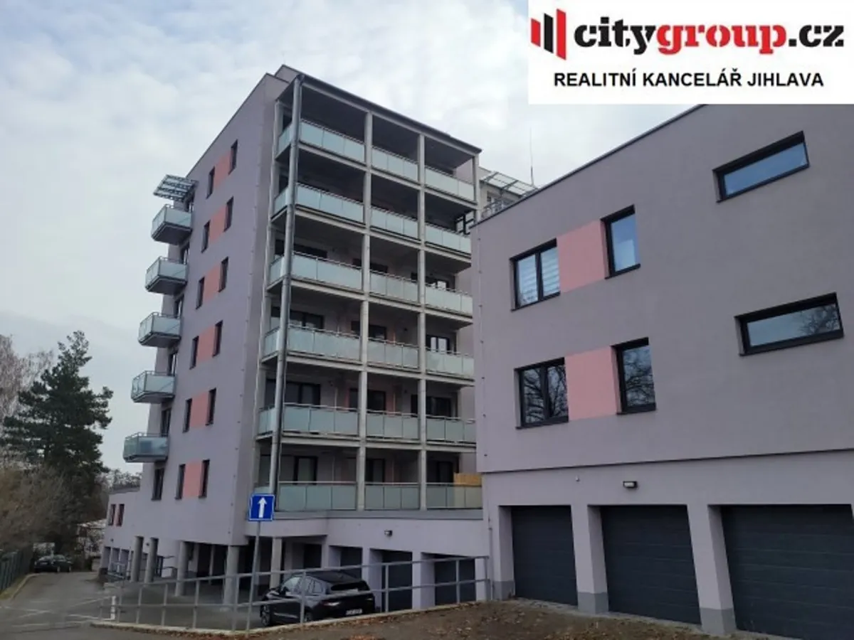 Pronájem bytu 1+kk 28 m²