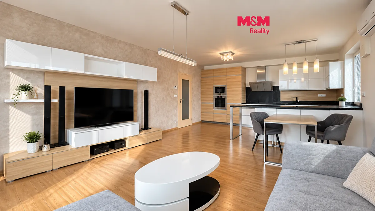 Pronájem bytu 4+kk 117 m²