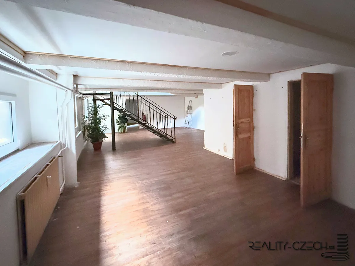 Pronájem komerční nemovitosti 86 m²