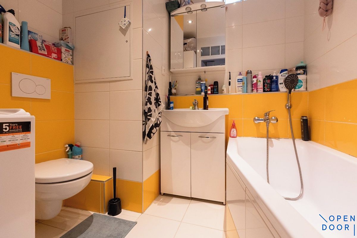 Pronájem bytu 1+kk 30 m² – fotografie 3