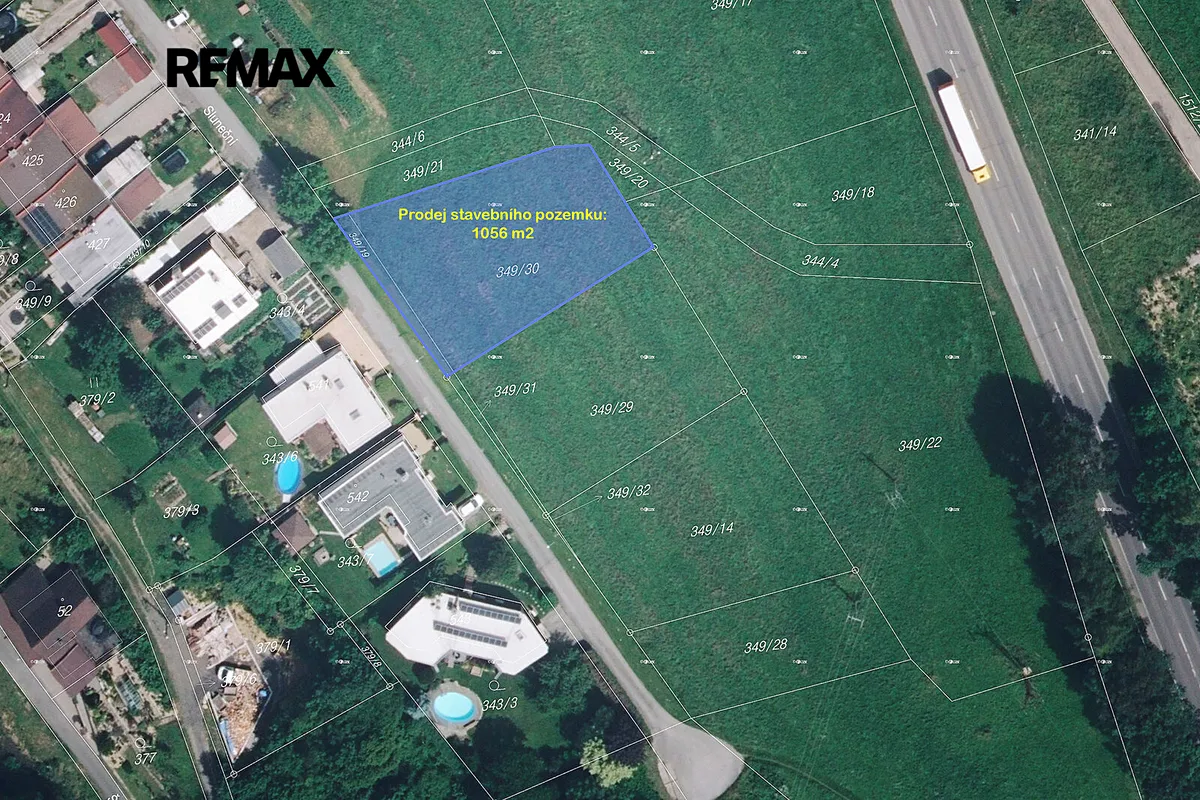 Prodej stavebního pozemku 1056 m²