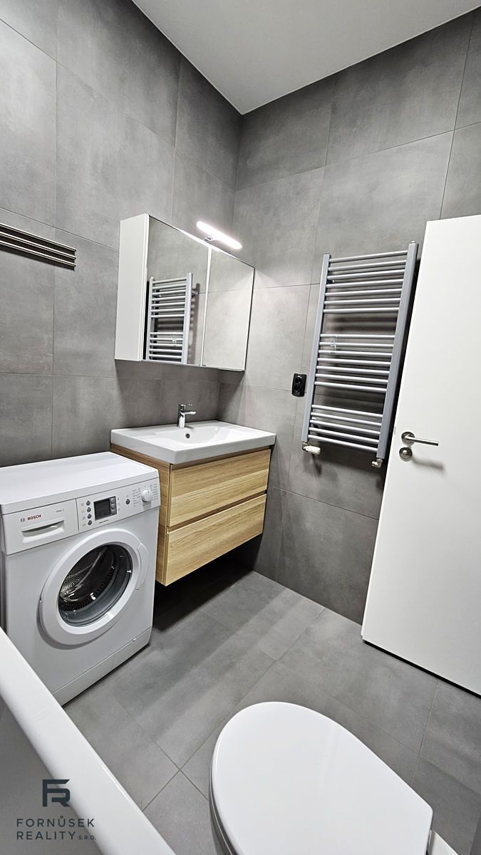 Pronájem bytu 2+kk 45 m² – fotografie 5