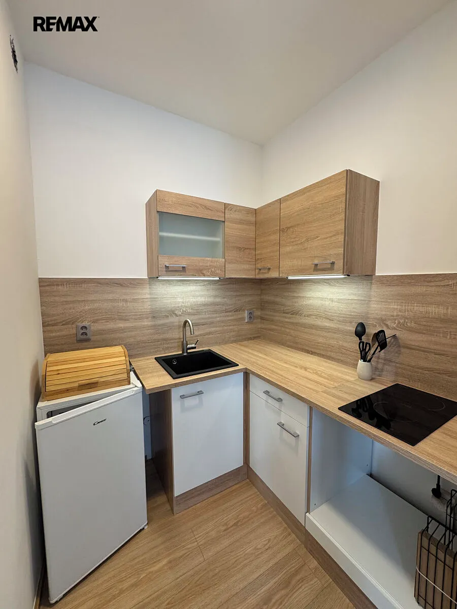 Pronájem bytu 1+kk 26 m²