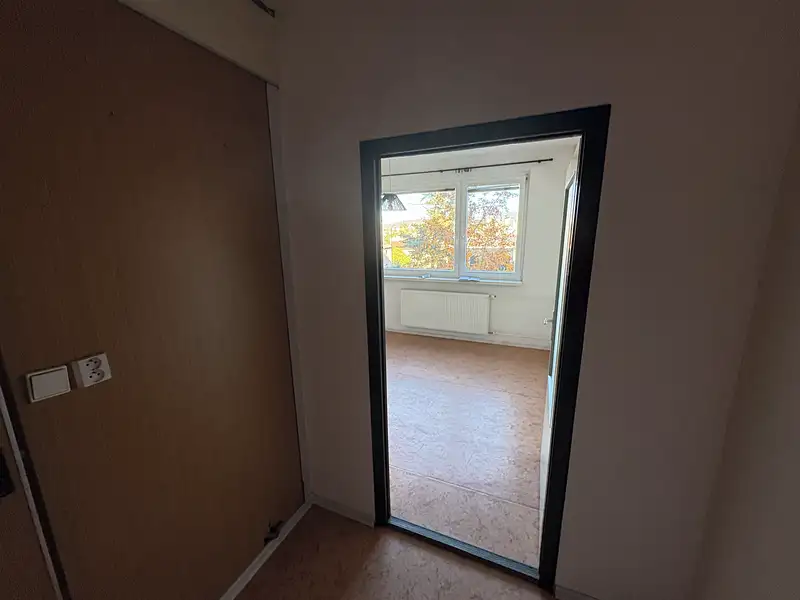 Pronájem bytu 1+kk 22 m², Liberec – náhled fotky 3