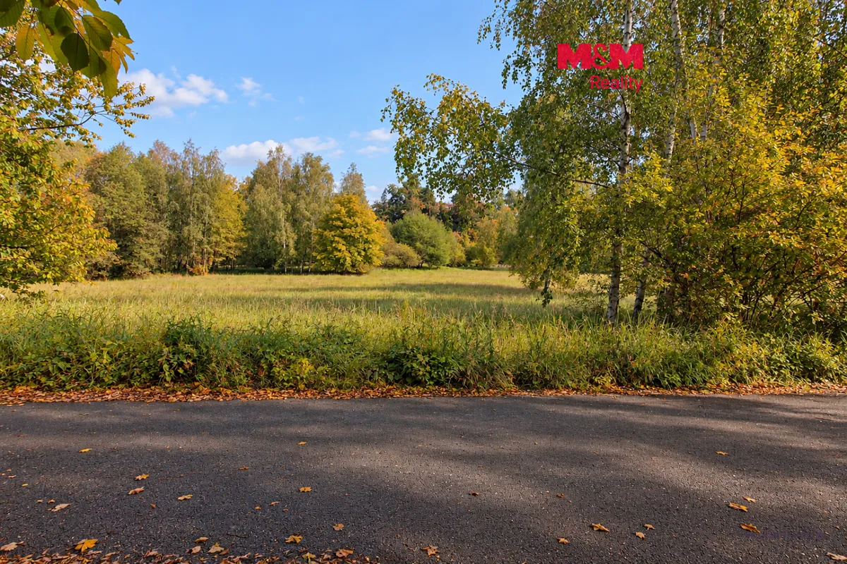 Prodej stavebního pozemku 1273 m²
