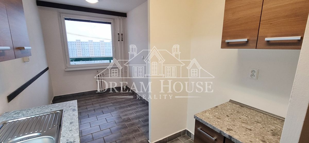 Pronájem bytu 3+1 91 m² – fotografie 3
