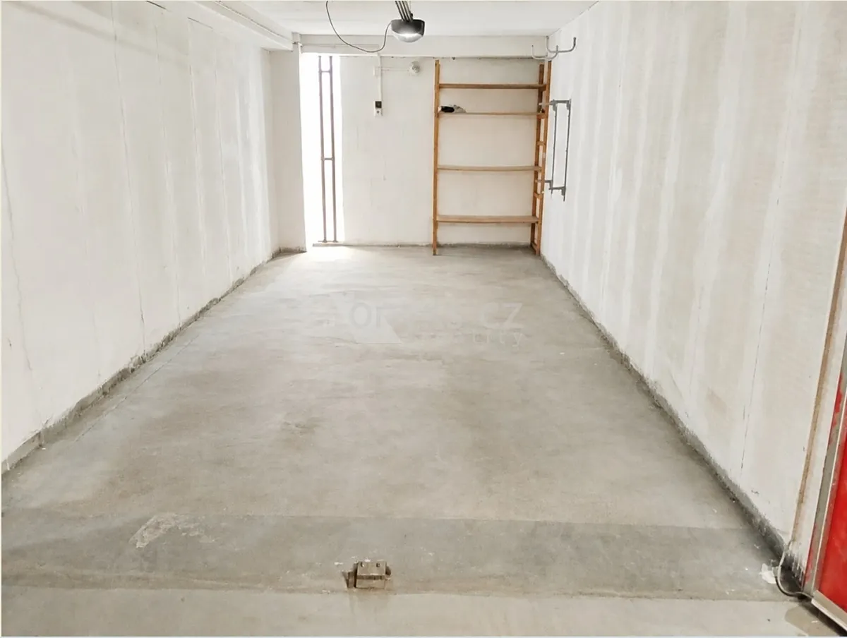 Prodej garáže 18 m²