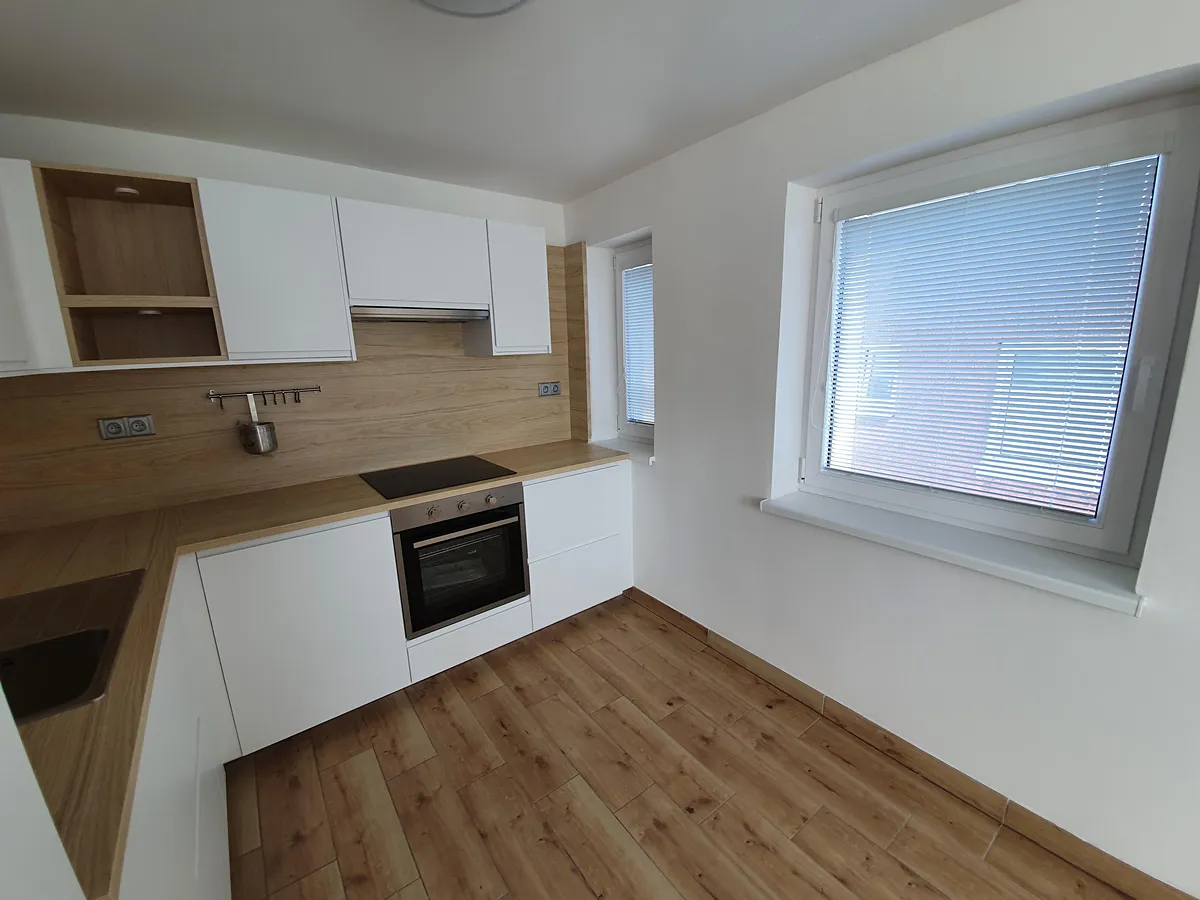 Pronájem bytu 3+1 90 m²