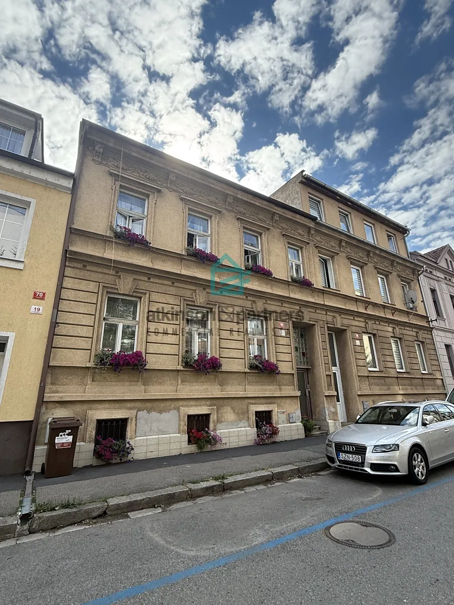 Prodej rodinného domu 243 m², pozemek 187 m²
