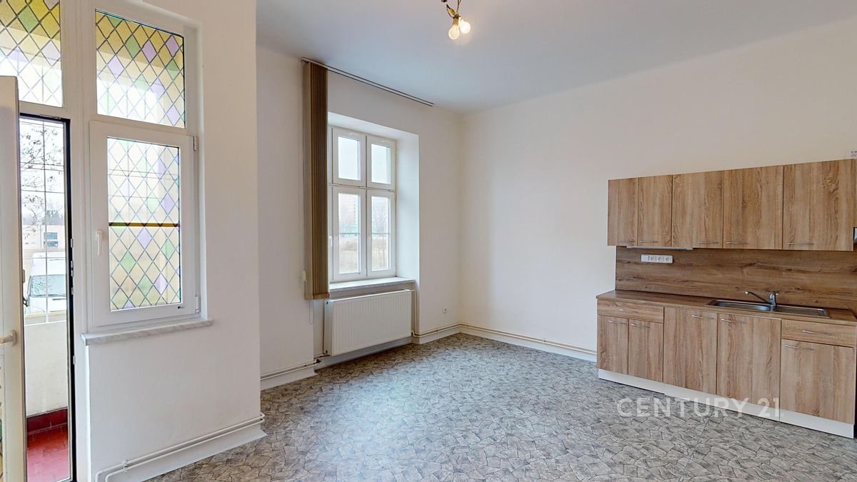 Pronájem bytu 2+1 85 m² – fotografie 4