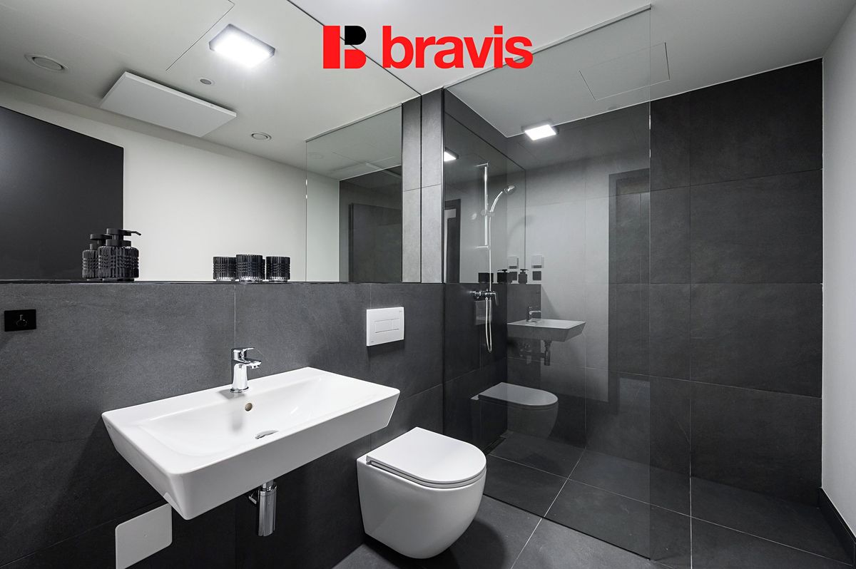 Pronájem bytu 1+kk 36 m² – fotografie 3