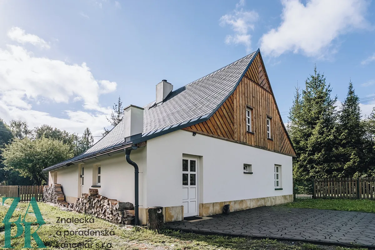 Prodej rodinného domu 144 m², pozemek 561 m²