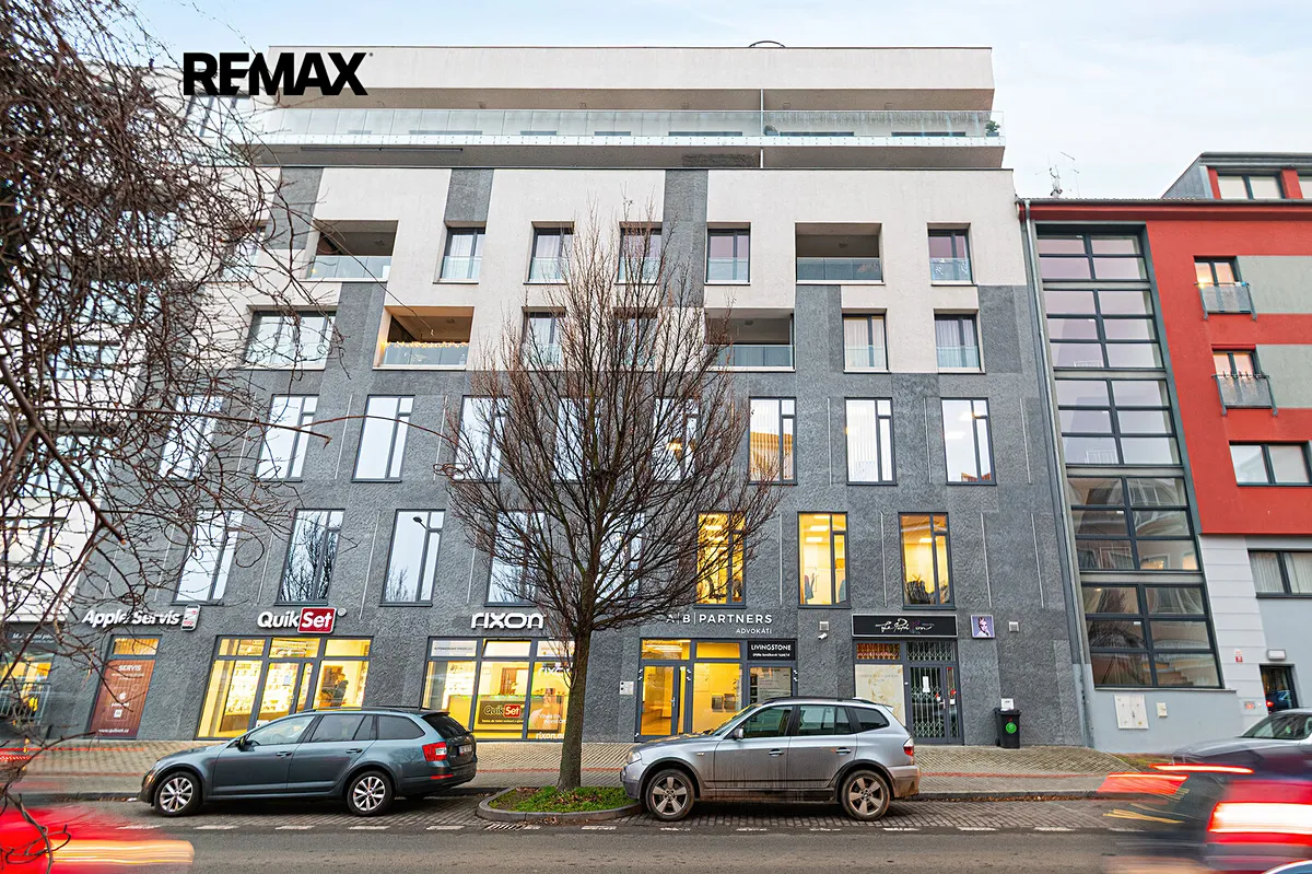Pronájem kanceláře 63 m²