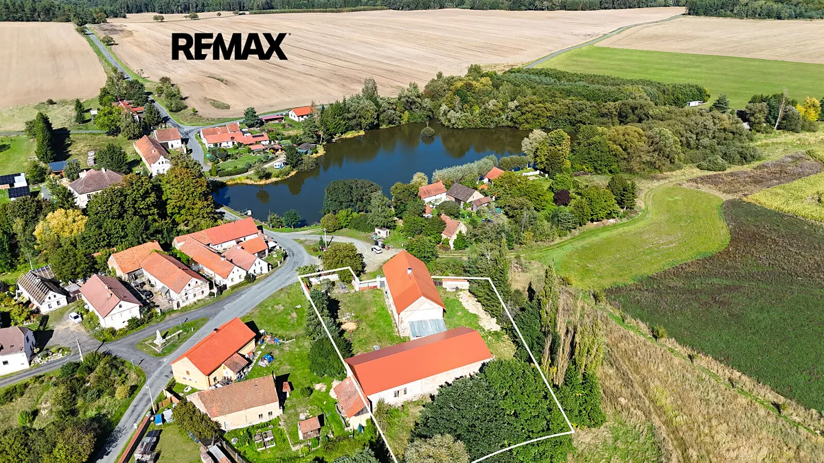 Prodej rodinného domu 710 m², pozemek 2962 m²