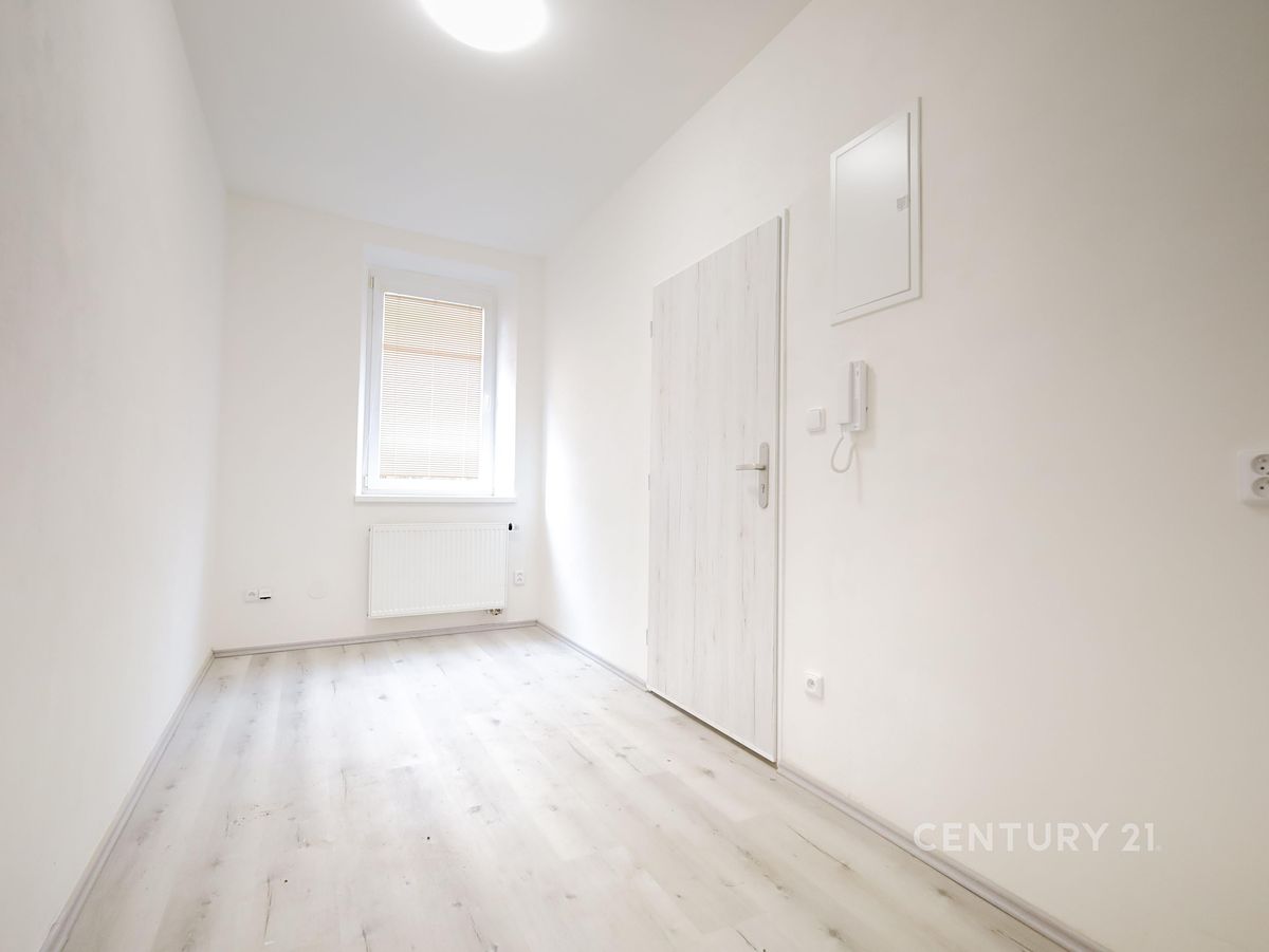 Pronájem bytu 2+kk 47 m² – fotografie 5