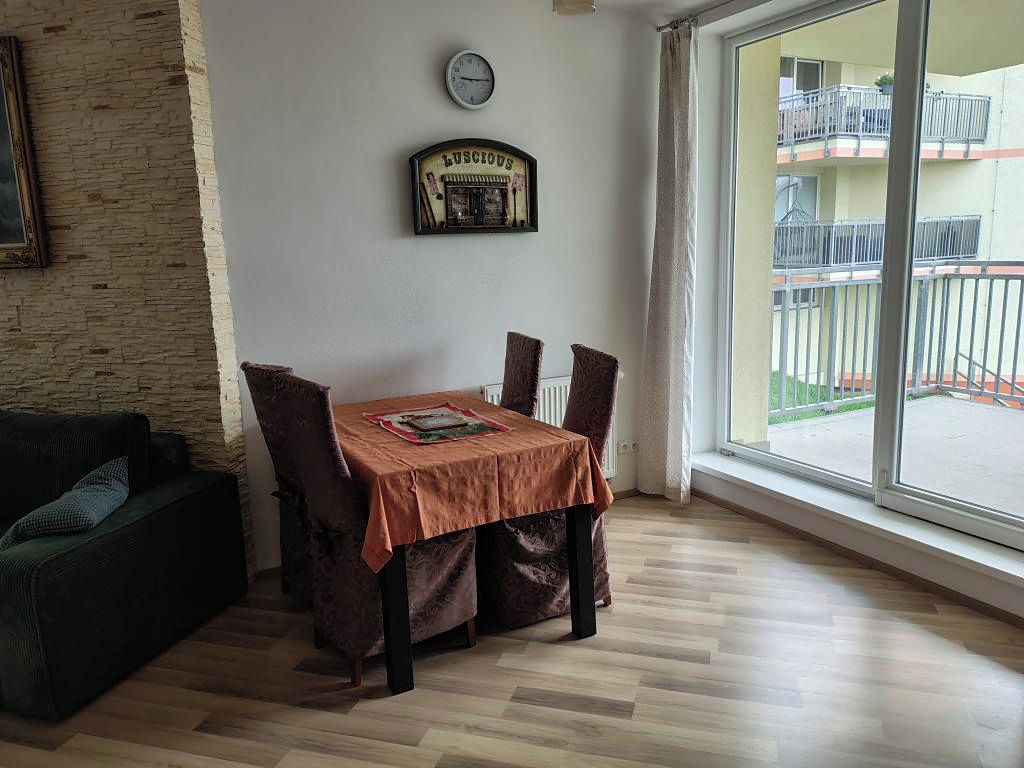 Pronájem bytu 2+kk 64 m² – fotografie 4