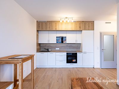 Pronájem bytu 1+kk 35 m²