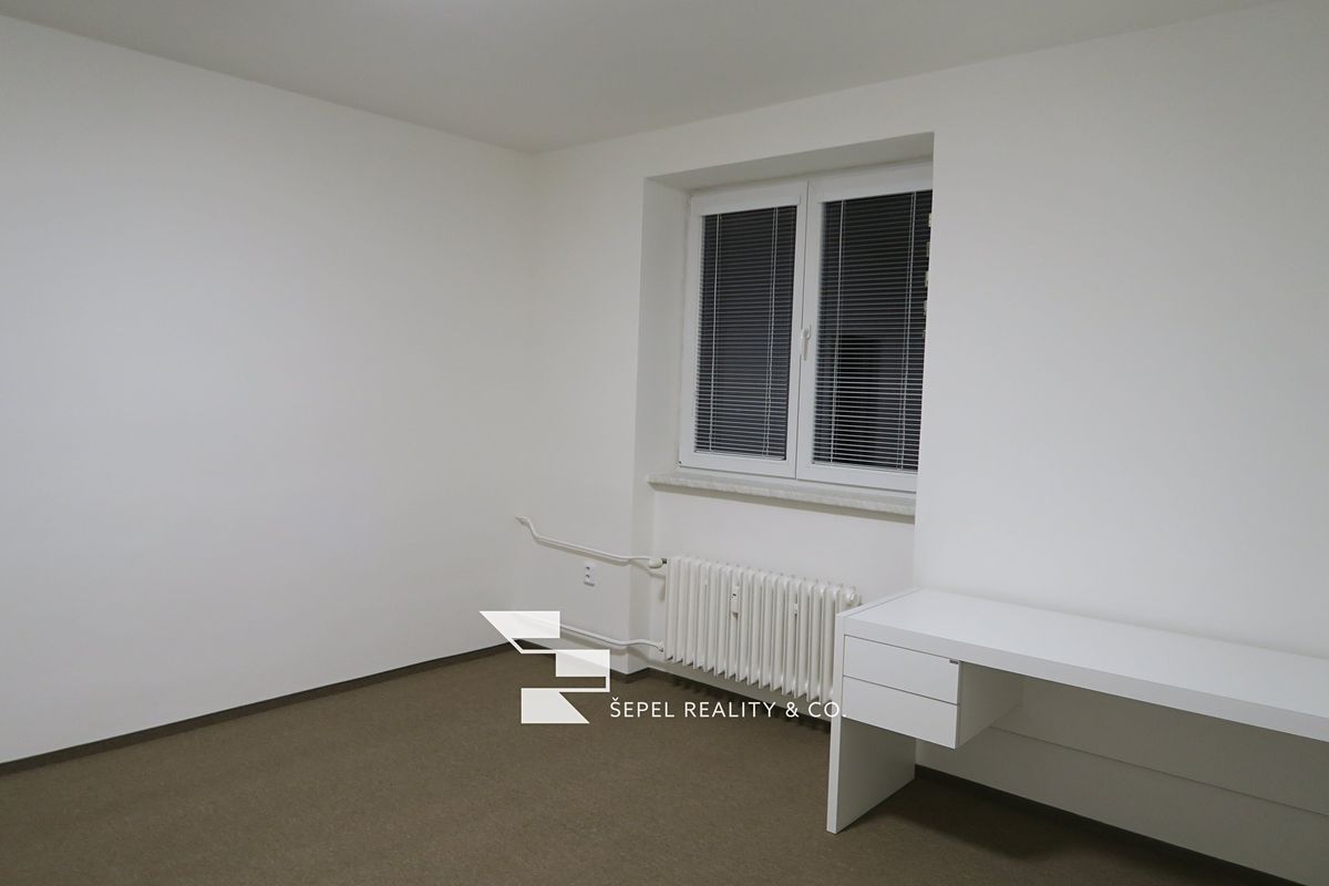 Pronájem bytu 2+1 58 m² – fotografie 2