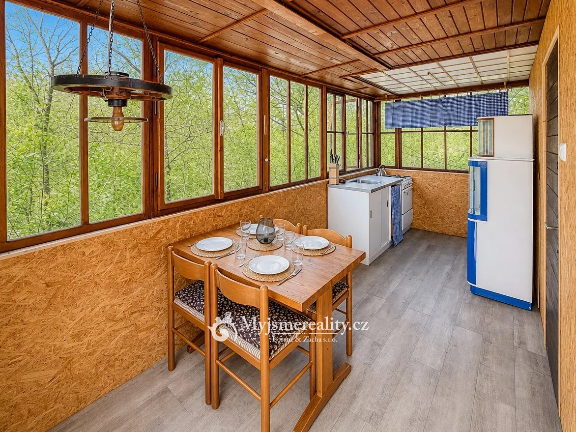 Prodej chaty 46 m², pozemek 49 m²