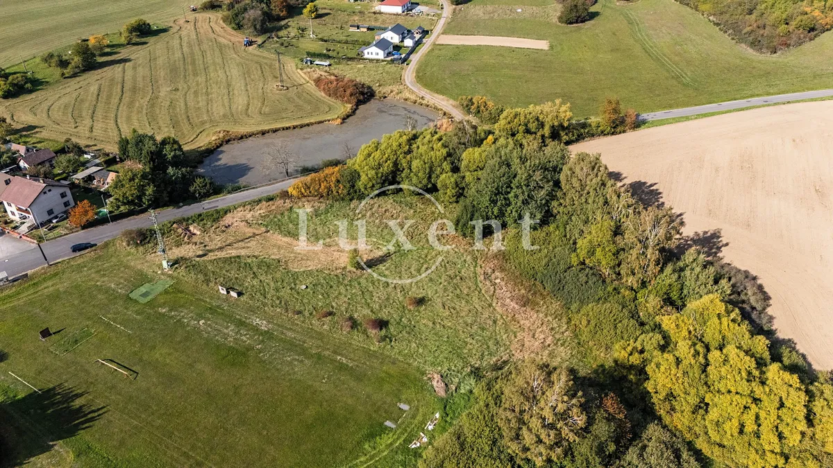Prodej stavebního pozemku 1185 m²