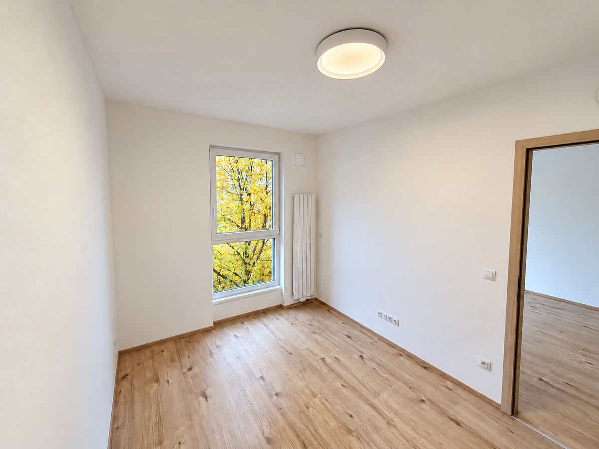 Pronájem bytu 2+kk 54 m² – fotografie 4