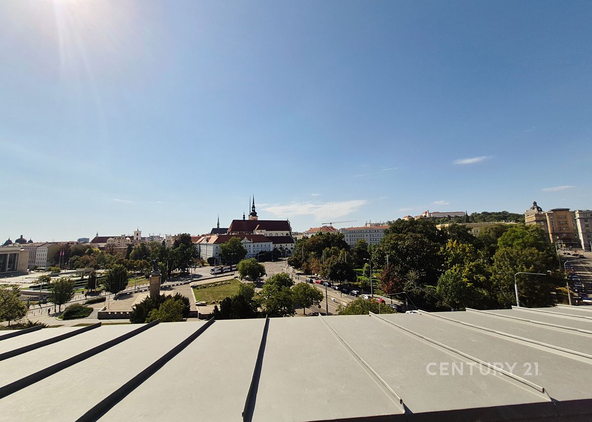Pronájem bytu 2+kk 47 m² – fotografie 4