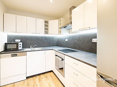 Pronájem bytu 3+kk 67 m²