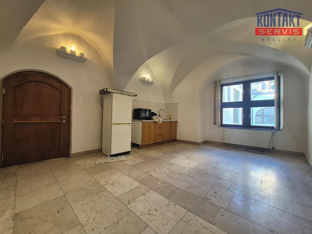 Pronájem bytu 2+1 80 m²