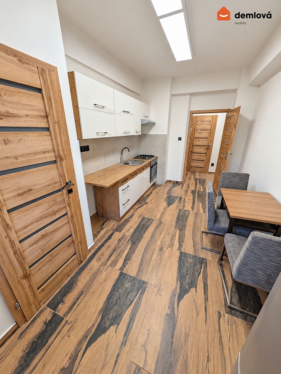 Pronájem bytu 3+1 72 m² – fotografie 2