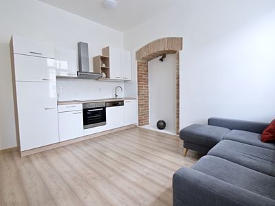 Pronájem bytu 1+kk 27 m²