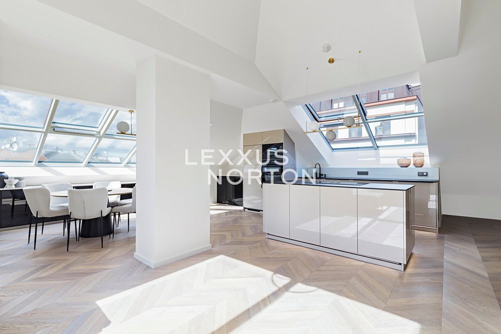 Pronájem bytu 4+kk 119 m²