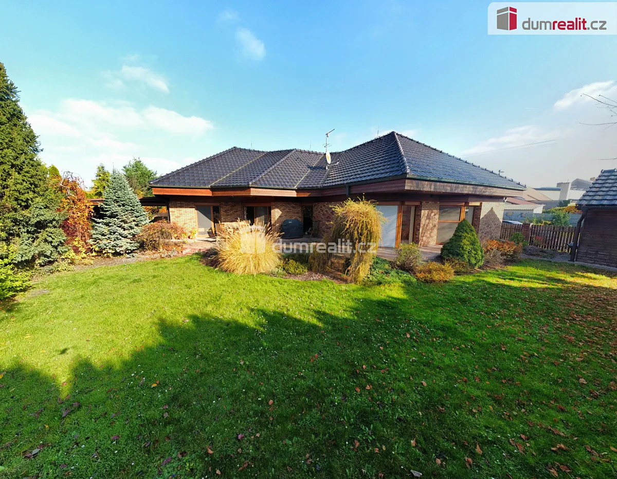 Prodej rodinného domu 140 m², pozemek 649 m²