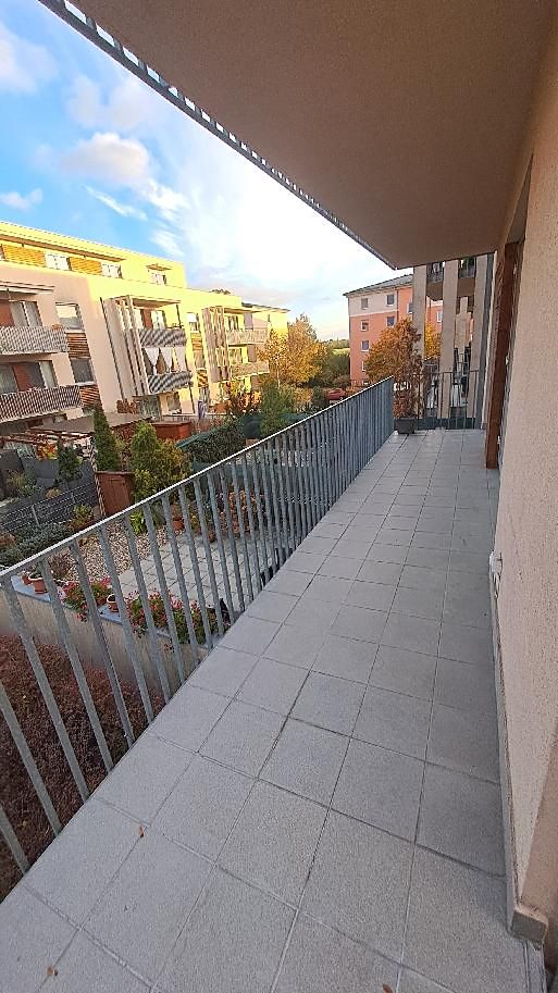 Pronájem bytu 2+kk 68 m² – fotografie 2