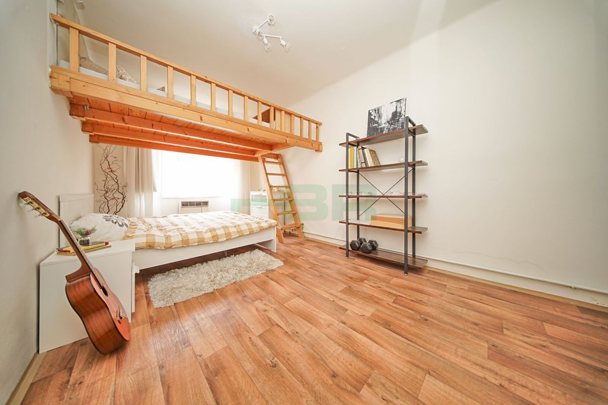Pronájem bytu 2+kk 50 m² – fotografie 2