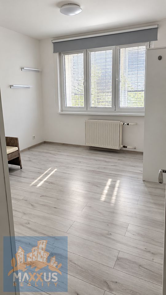 Pronájem bytu 2+1 52 m² – fotografie 2