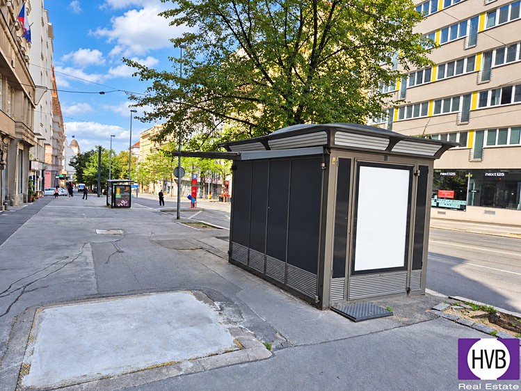 Pronájem komerčního prostoru, 10 m² (1 z 4)