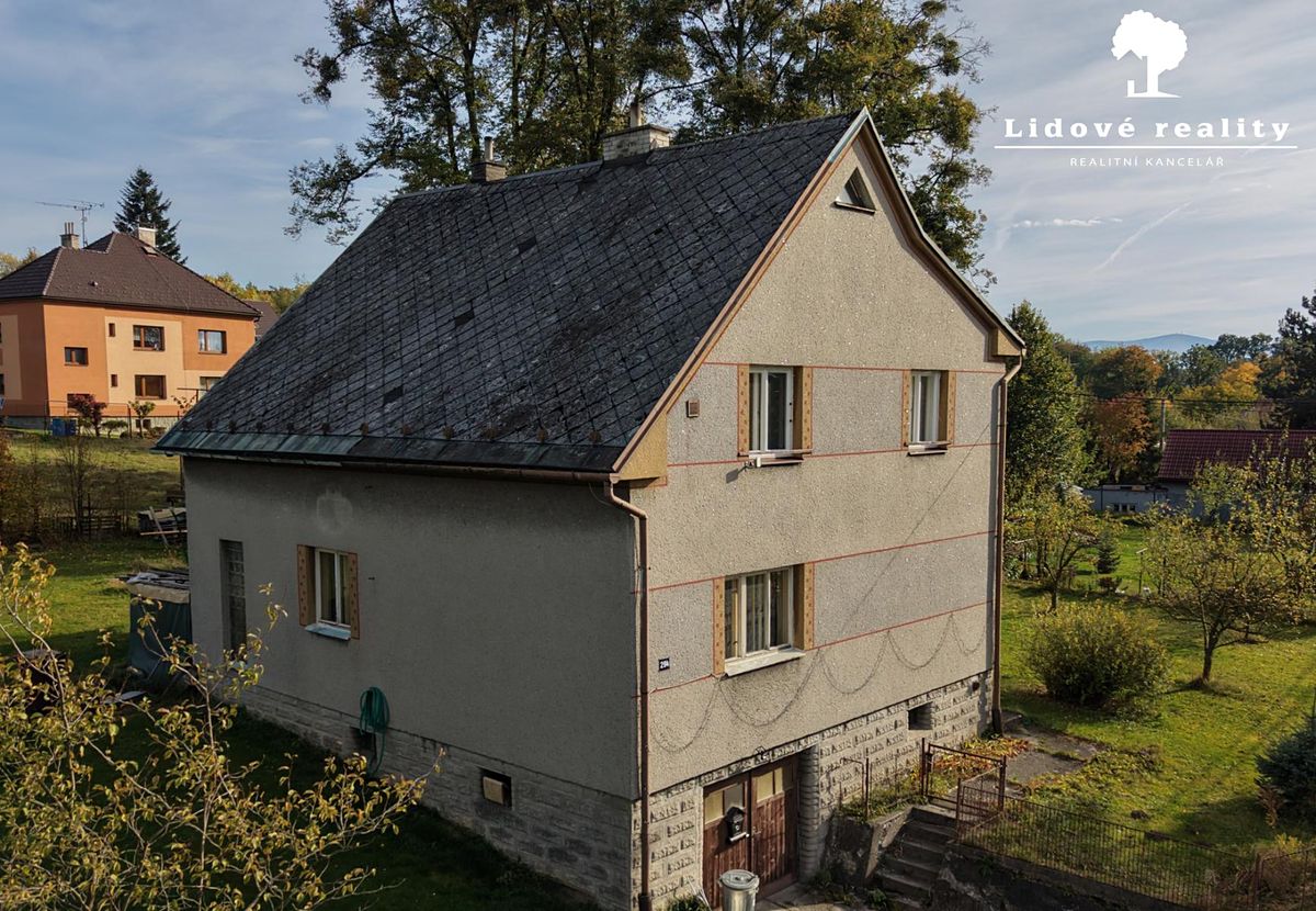 Prodej rodinného domu 160 m², pozemek 1621 m², Kopřivnice – fotka 1 z 3